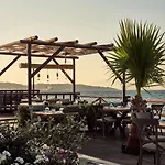 Windmill Bay Hotel